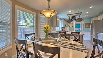 Rumah (4 Bedrooms) | Interior