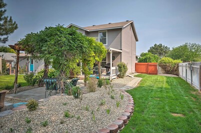 Idyllic Nampa Family Home With Hot Tub & Fire Pit!