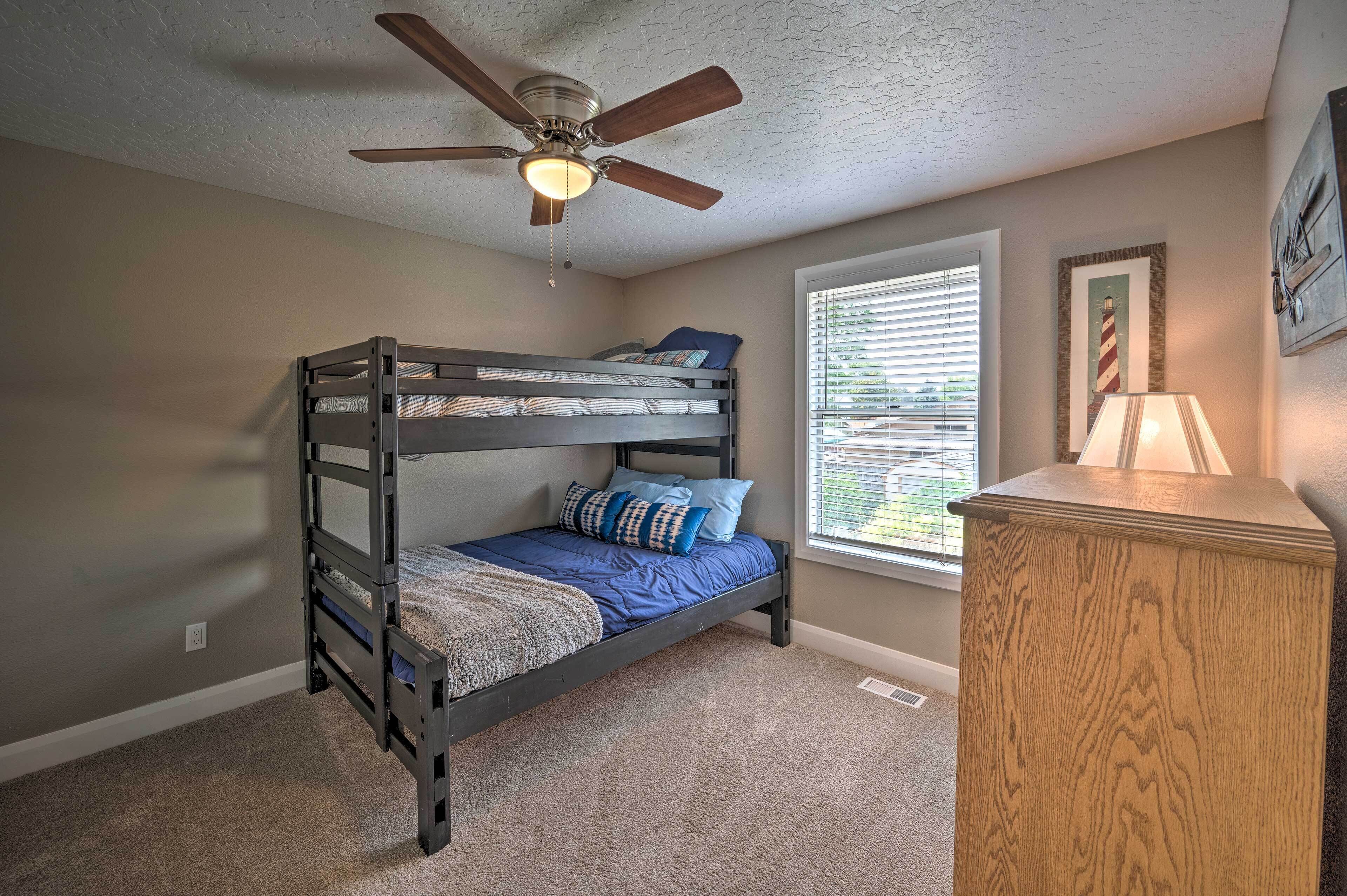 House (4 Bedrooms) | Interior