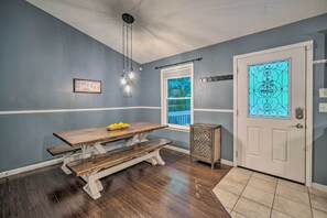 Interior - Peaceful Sevierville Home w/ Private Hot Tub! (Sevierville)