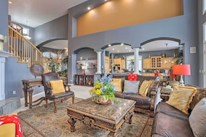 House (5 Bedrooms) | Front of property - Spacious + Elegant Lone Tree Home Rental w/ Deck! (Lone Tree)