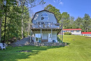 Interior - Acre Lake Chalet w/ Dock: Angler's Paradise! (Kingsley)