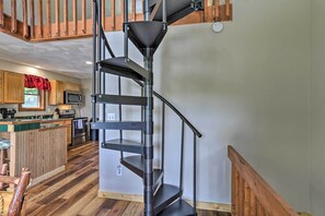 Interior - Acre Lake Chalet w/ Dock: Angler's Paradise! (Kingsley)
