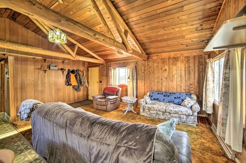 Cornell Home w/ Fire Pit & Hunting Access!