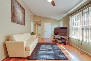 Casa (2 Bedrooms) | Interior