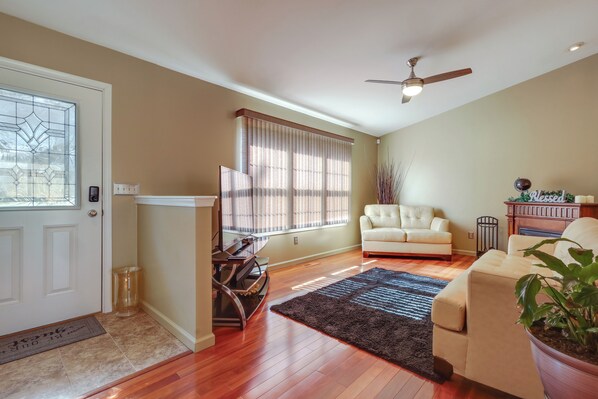 House (2 Bedrooms) | Interior