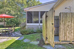 House (4 Bedrooms) | Interior - < 1 Mi to Beach: Luxury North Fork Retreat w/ Deck (Jamesport)