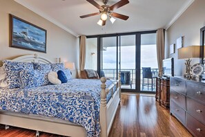 Apartment (2 Bedrooms) | Interior - Beachfront Dauphin Island Condo: Pool Access! (Dauphin Island)