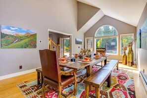 House (5 Bedrooms) | Interior - Mtn-view Breck Home w/ Hot Tub ~ 1 Mi to Ski Lift! (Breckenridge)