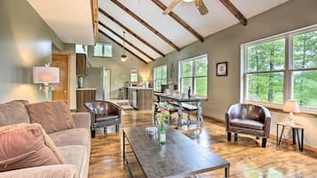 House (3 Bedrooms) | Front of property