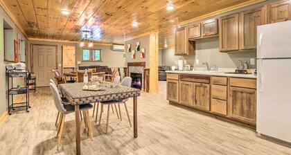 Hike & Zip-line: Red River Gorge Cabin w/ Hot Tub!
