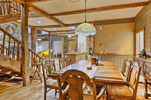 Villa (Multiple Bedrooms) | Interior