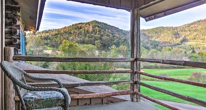 River Access + Mtn Views: Cullowhee Lodge!