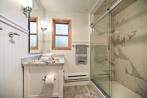 Cottage (3 Bedrooms) | Bathroom - Upstate Hideaway by Hiking & Hunter Mountain! (Elka Park)
