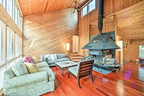 TV, fireplace - Upstate Hideaway by Hiking & Hunter Mountain! (Elka Park)