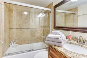 Apartment (1 Bedroom) | Interior - Ocean-view Balcony: Beachfront Hilton Head Condo (Hilton Head Island)
