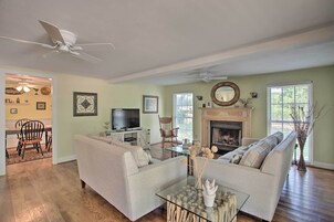 House (2 Bedrooms) | Front of property