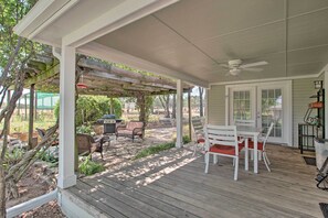 Interior - Lovely Pottsboro Home w/ Patio & Fire Pits! (Pottsboro)