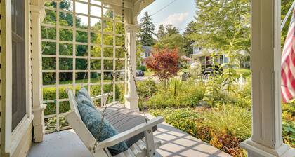 'the Porch House' Located in Historic Village