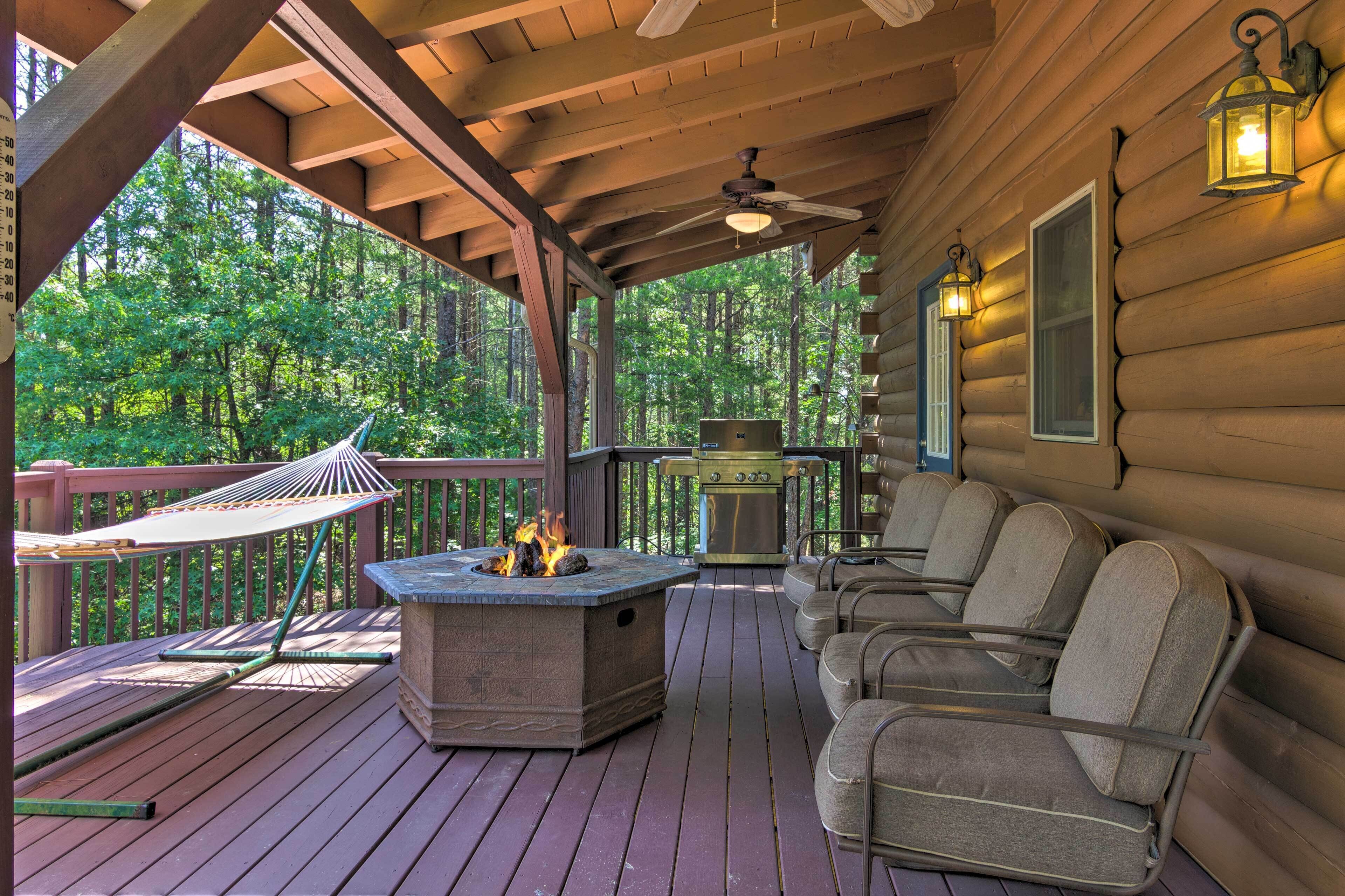 Serene Lake Lure Cabin w/ Fire Pit & Grill!