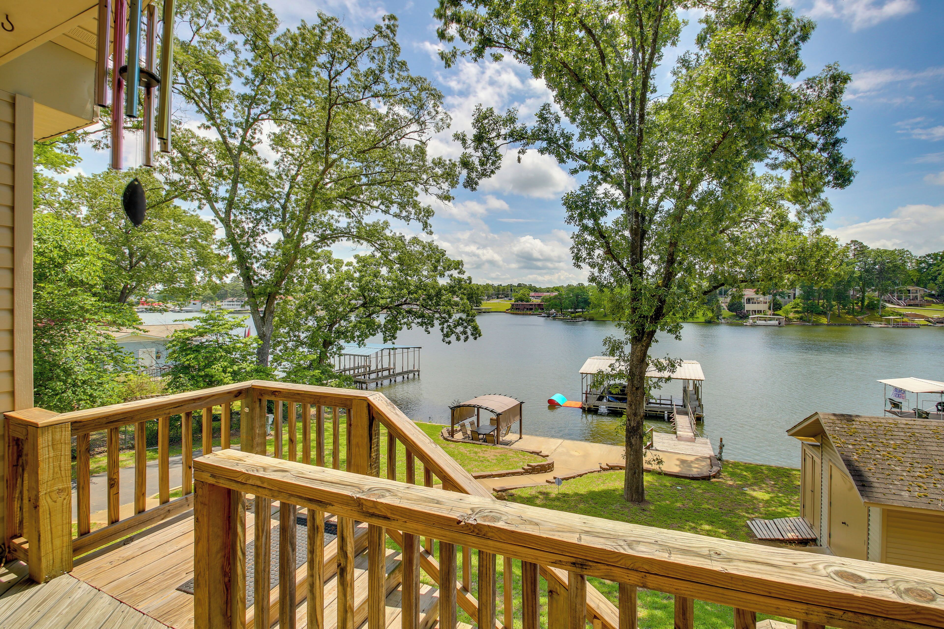 Spacious Hot Springs Oasis on Lake Hamilton!