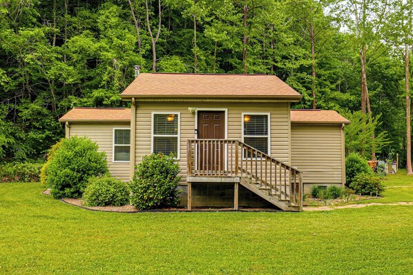 House (1 Bedroom) | Front of property