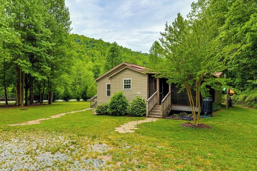 Peaceful + Cozy Cottage on Over 7 Acres w/ Creek