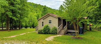 Peaceful + Cozy Cottage on Over 7 Acres w/ Creek