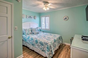 Apartment (3 Bedrooms) | Interior - Pelicans Watch Beachfront Condo With Ocean Views! (Myrtle Beach)