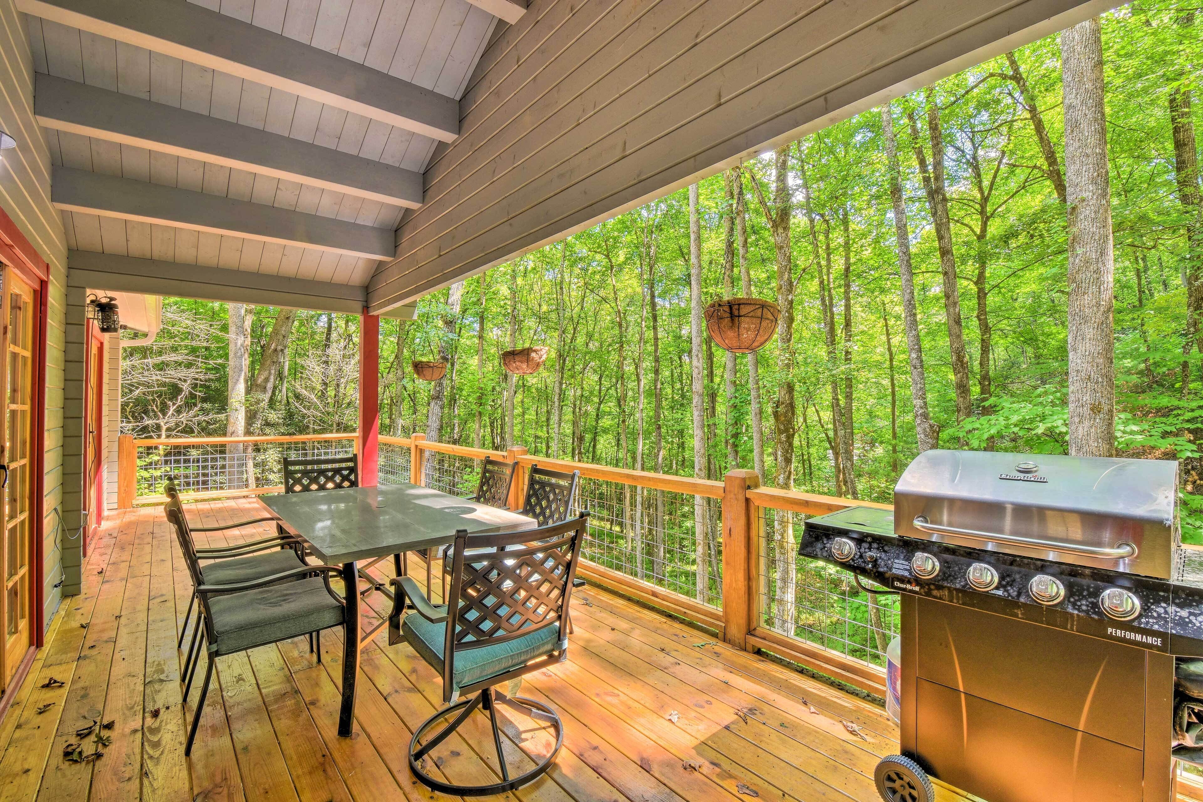 Secluded Otto Cabin w/ Fire Pit + Scenic Deck