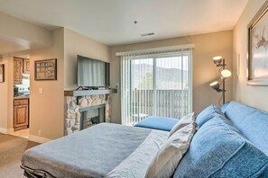 Apartment (1 Bedroom) | Interior - Walkable Park City Condo w/ Pool & Hot Tub! (Park City)