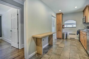 Interior - Serene Hopatcong Cottage w/ 50-foot Dock! (Hopatcong)