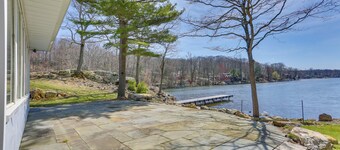 Serene Hopatcong Cottage w/ 50-foot Dock!