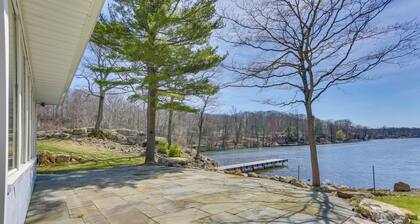 Serene Hopatcong Cottage w/ 50-foot Dock!