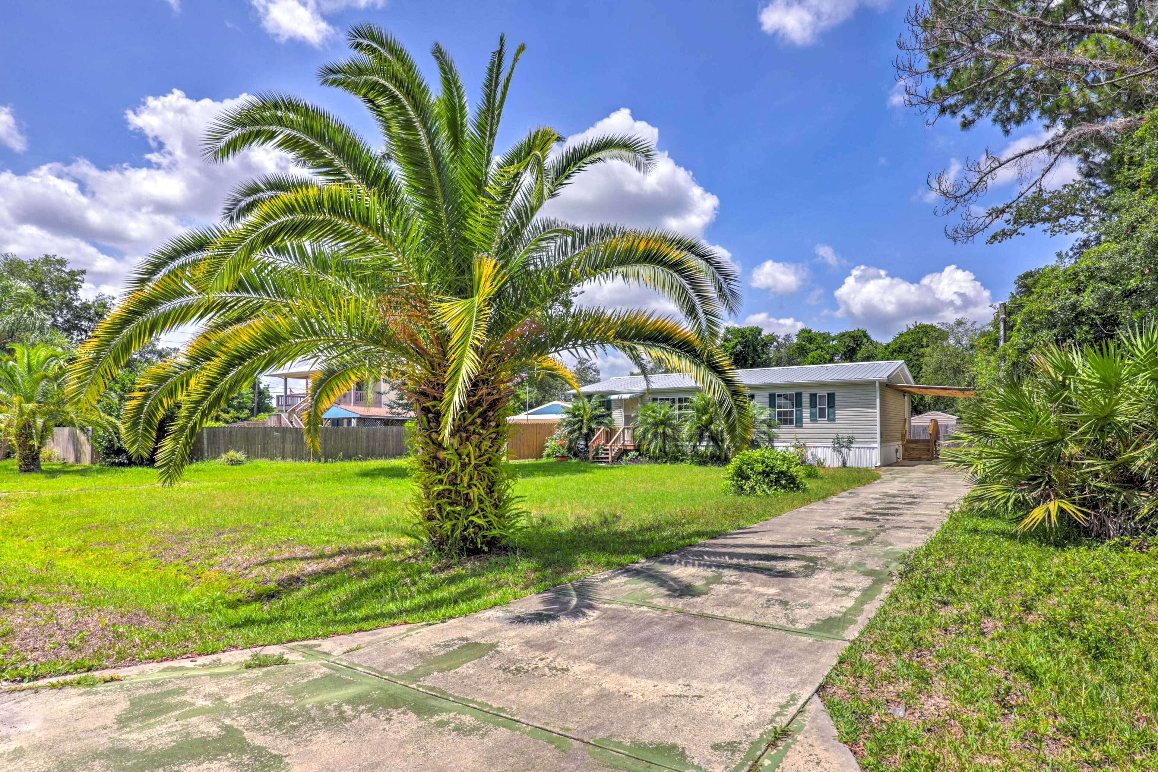 Cheery St Augustine Retreat - 5 Mi to Dtwn!