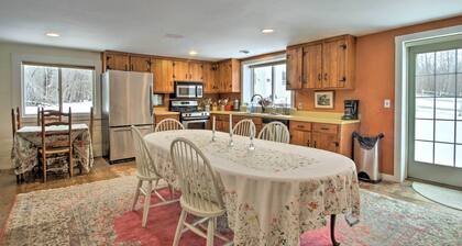 Historic Bradford Home - 8 Mi to Mount Sunapee!