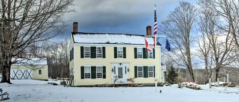 Fachada de la propiedad
