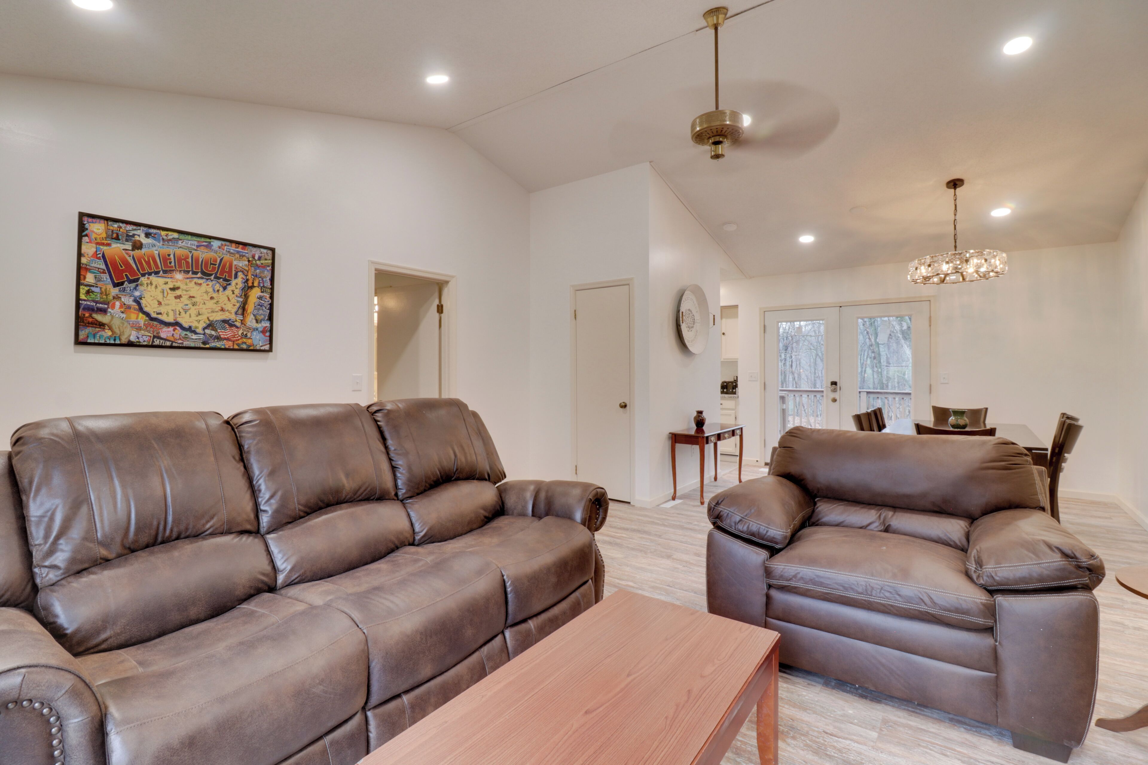 單棟房屋 (3 Bedrooms) | 內部