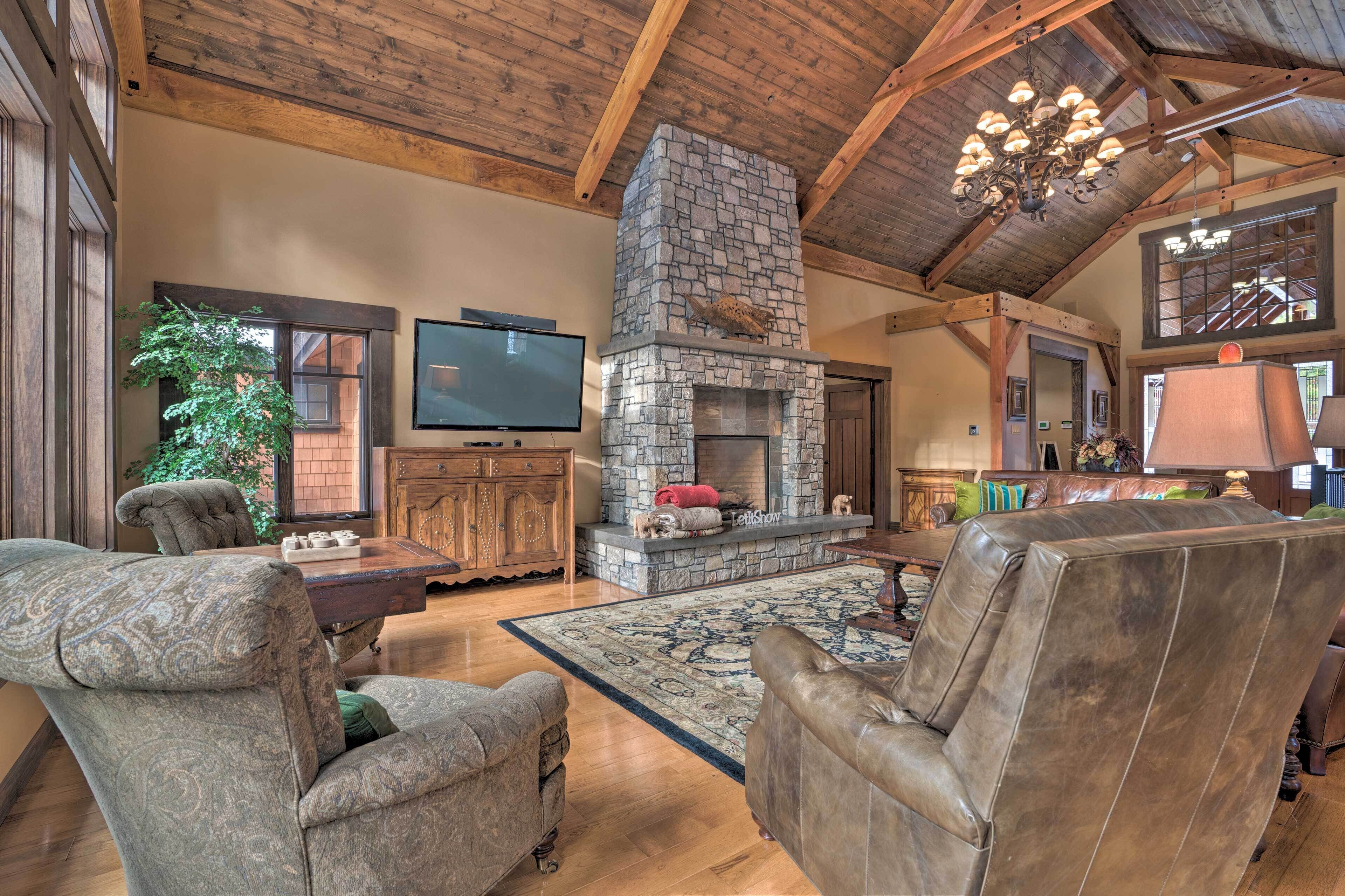 Luxurious Getaway w/ Hot Tub in Suncadia Resort!