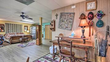 Apartment (0 Bedroom) | Interior