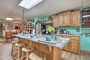 Apartment (0 Bedroom) | Interior