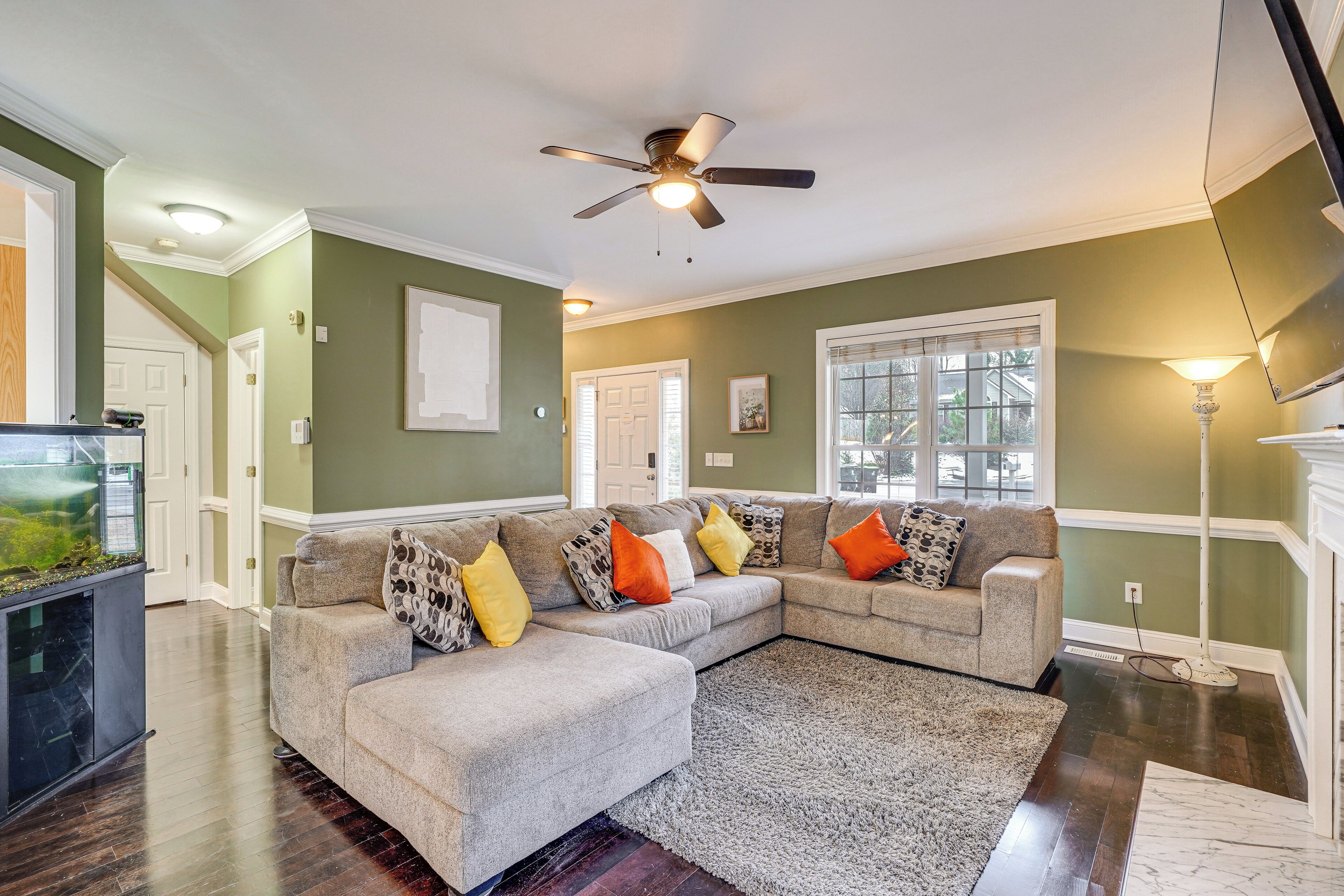 House (3 Bedrooms) | Interior