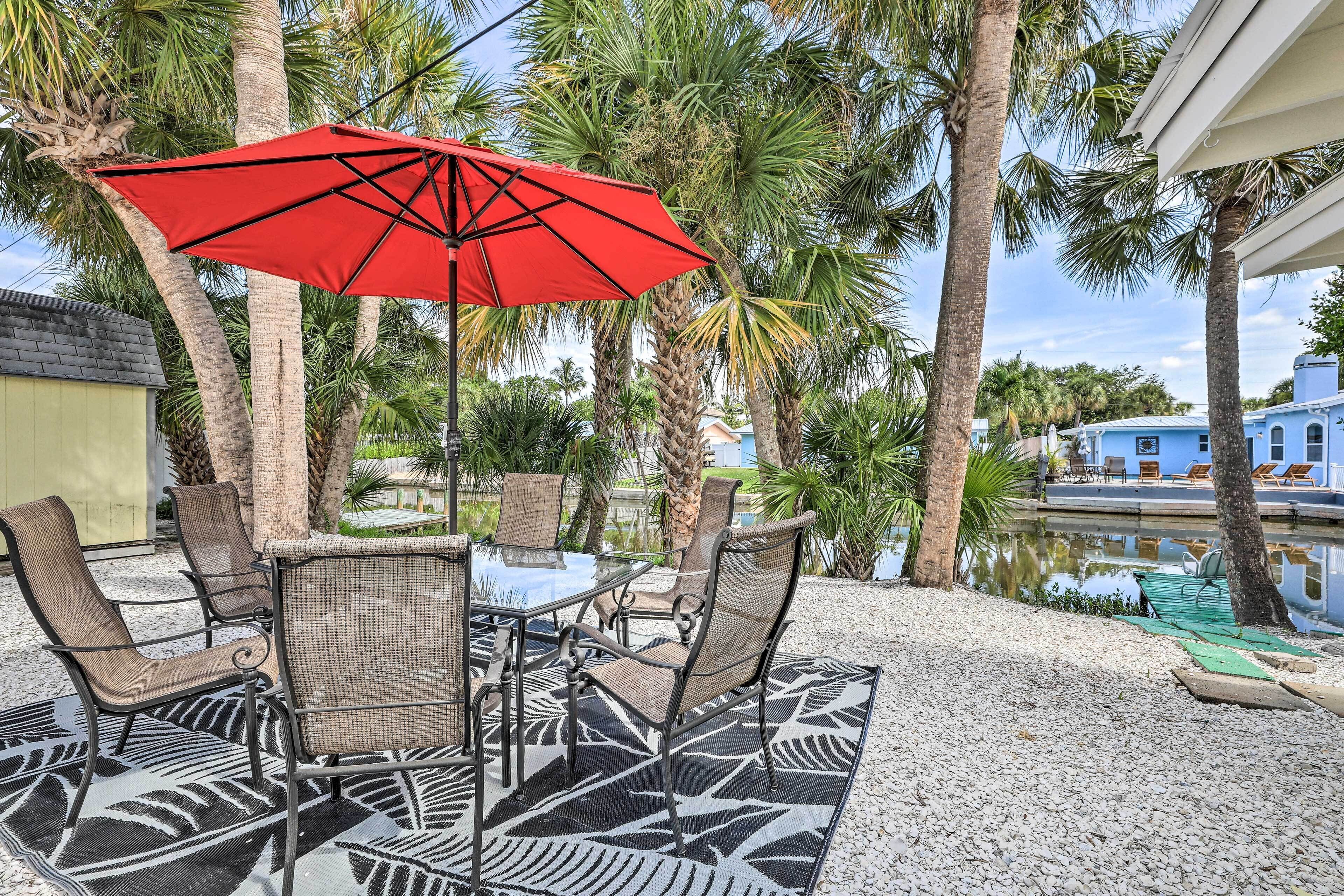 Siesta Key Village Studio on Canal Near Beach