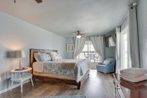 House (3 Bedrooms) | Interior - 'cliff View Haven' Rocky Mount Gem w/ Deck! (Rocky Mount)