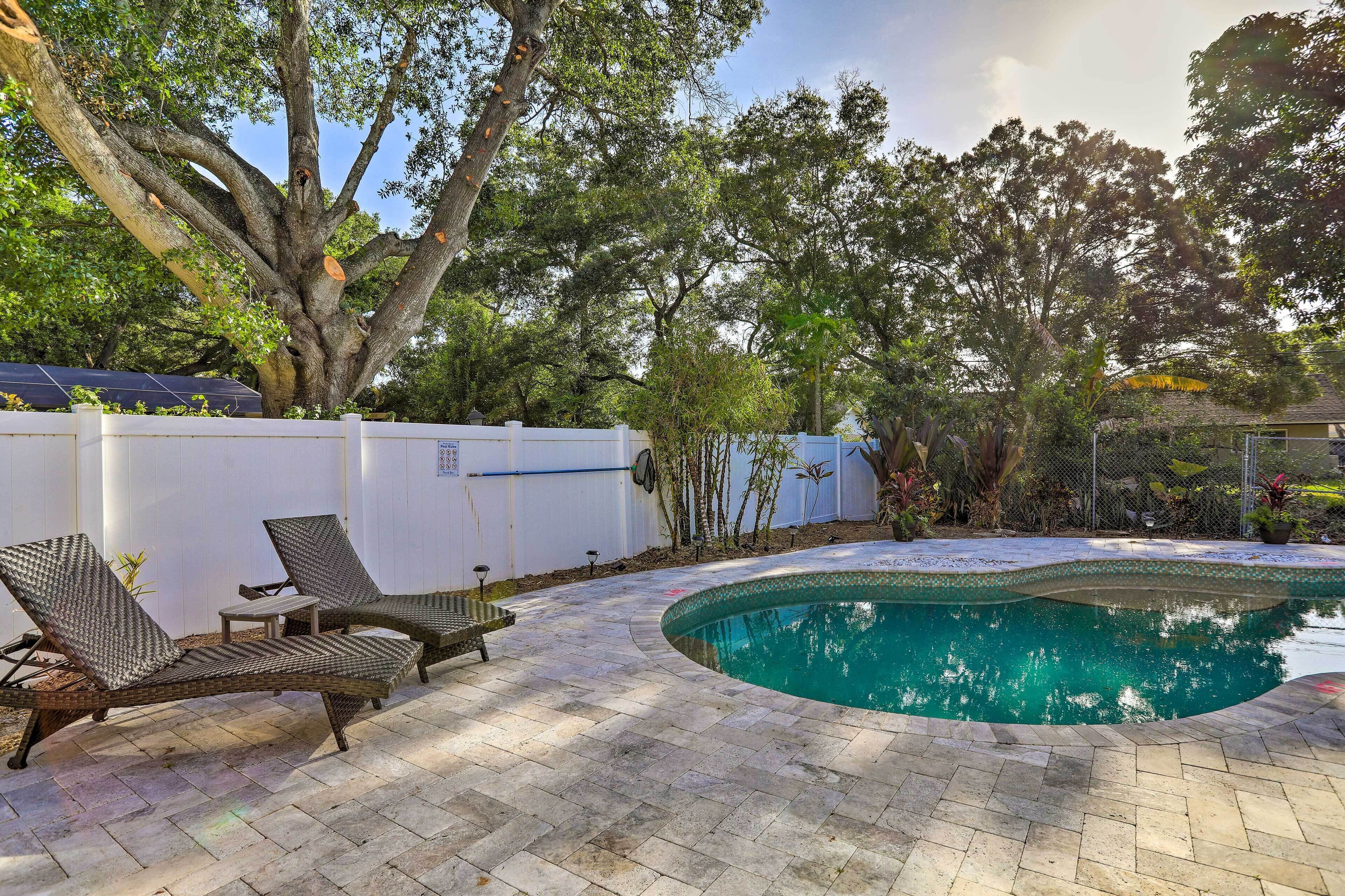 House (5 Bedrooms) | Interior