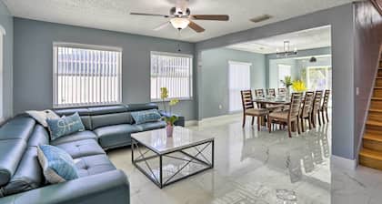 Modern Clearwater Home w/ Deck: 9 Mi to Beach
