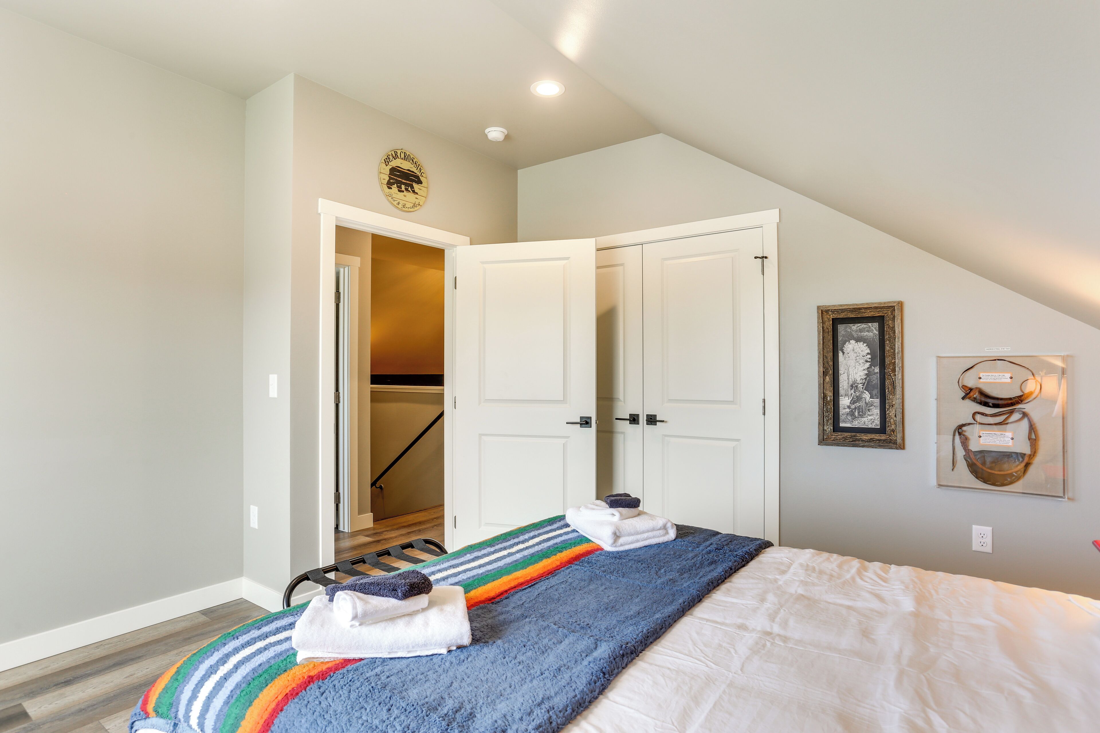 House (5 Bedrooms) | Interior