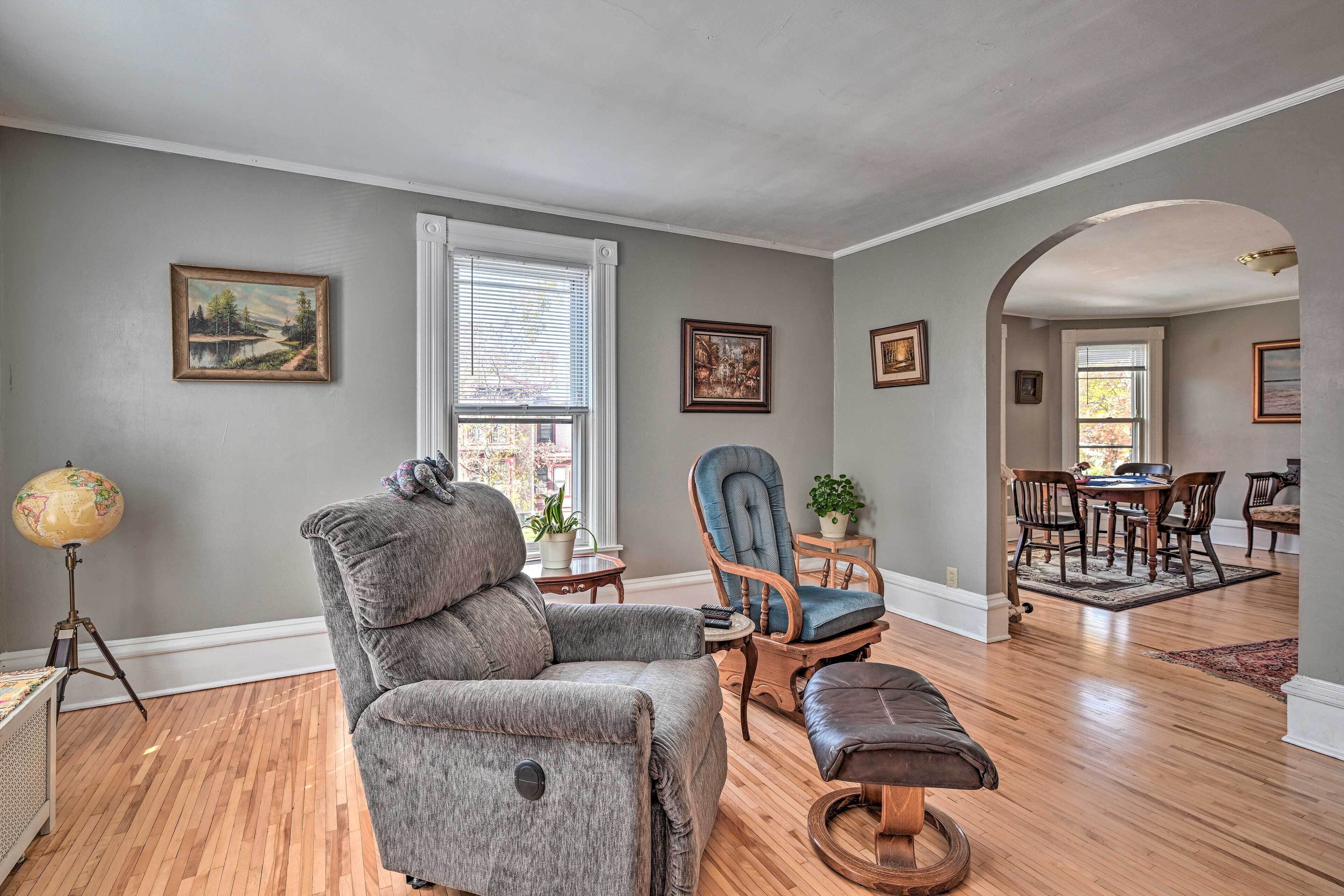 Victorian Apartment < 1 Mi to Wisconsin River