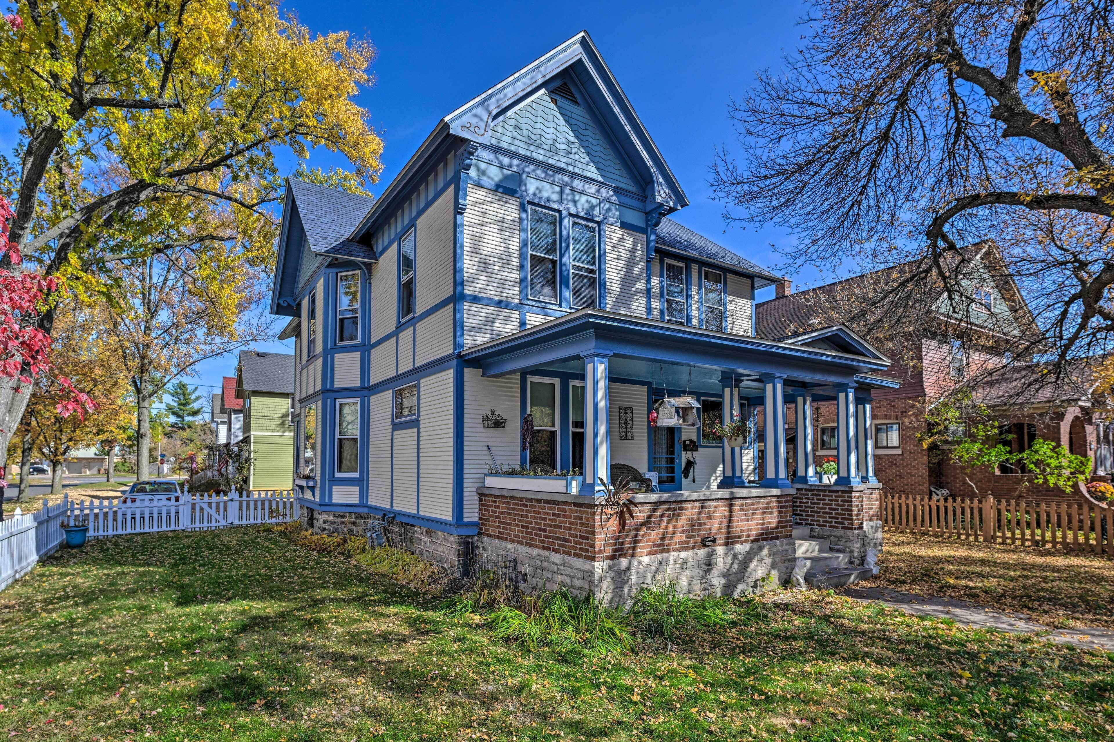 Victorian Apartment < 1 Mi to Wisconsin River