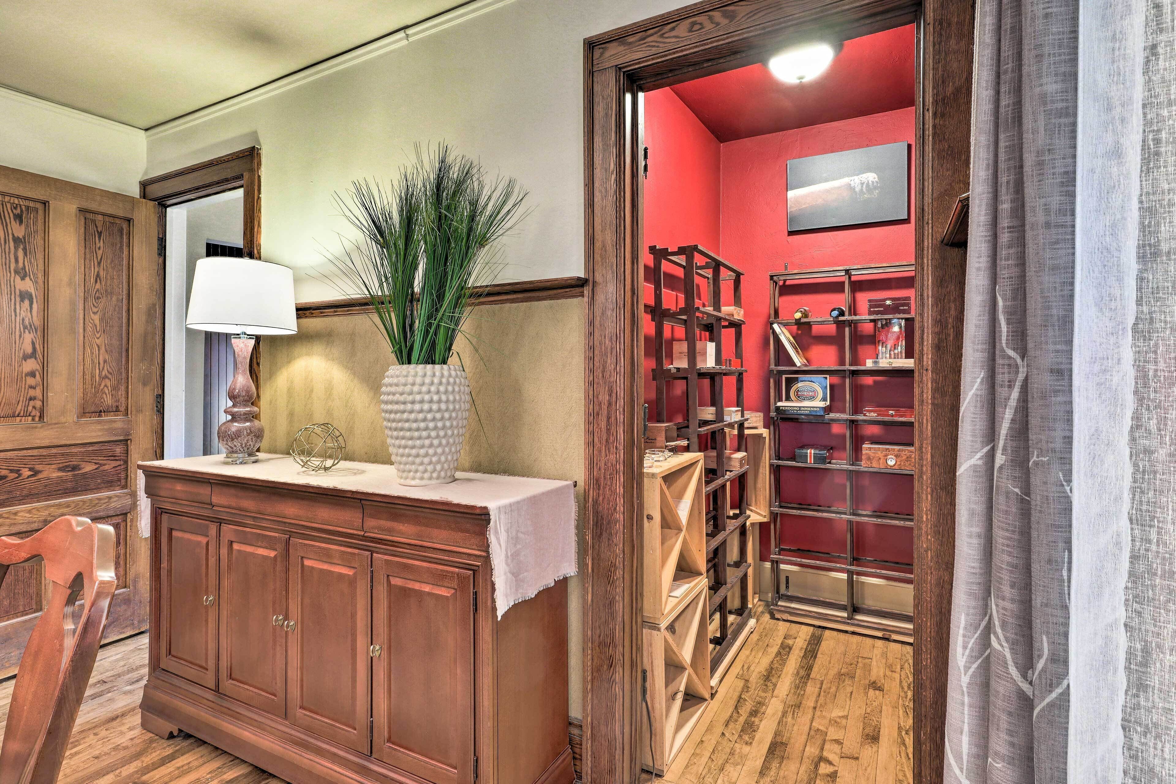 House (4 Bedrooms) | Interior